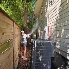 House-Soft-Washing-and-Pool-Deck-Cleaning-in-Pensacola-Floridas-East-Hill-Neighborhood 5