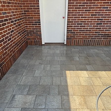 House-Soft-Washing-and-Pool-Deck-Cleaning-in-Pensacola-Floridas-East-Hill-Neighborhood 11