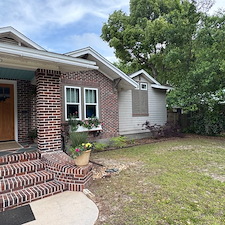 House-Soft-Washing-and-Pool-Deck-Cleaning-in-Pensacola-Floridas-East-Hill-Neighborhood 1